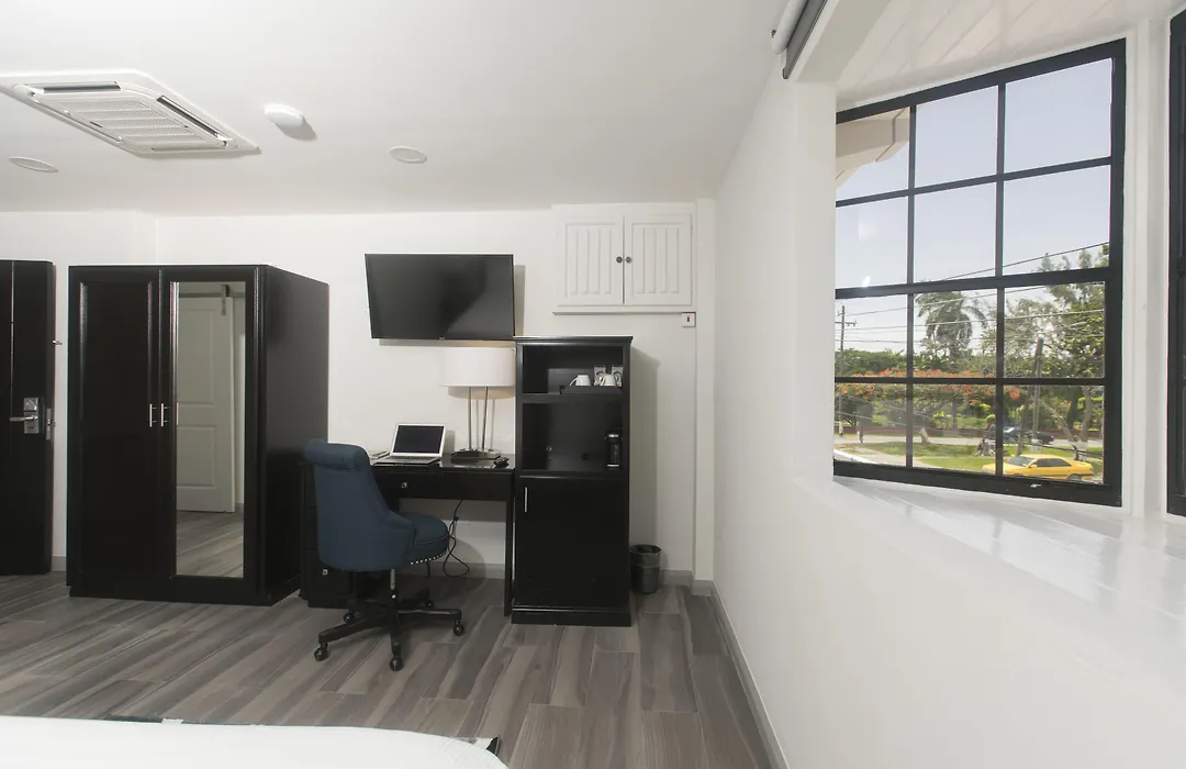 King'S Hotel & Residences-1