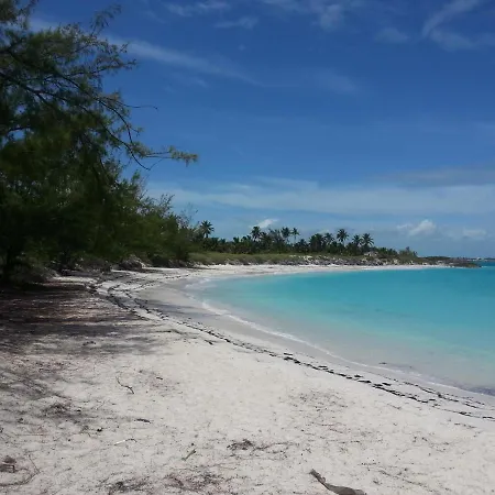 Augusta Bay Bahamas, Exuma-2